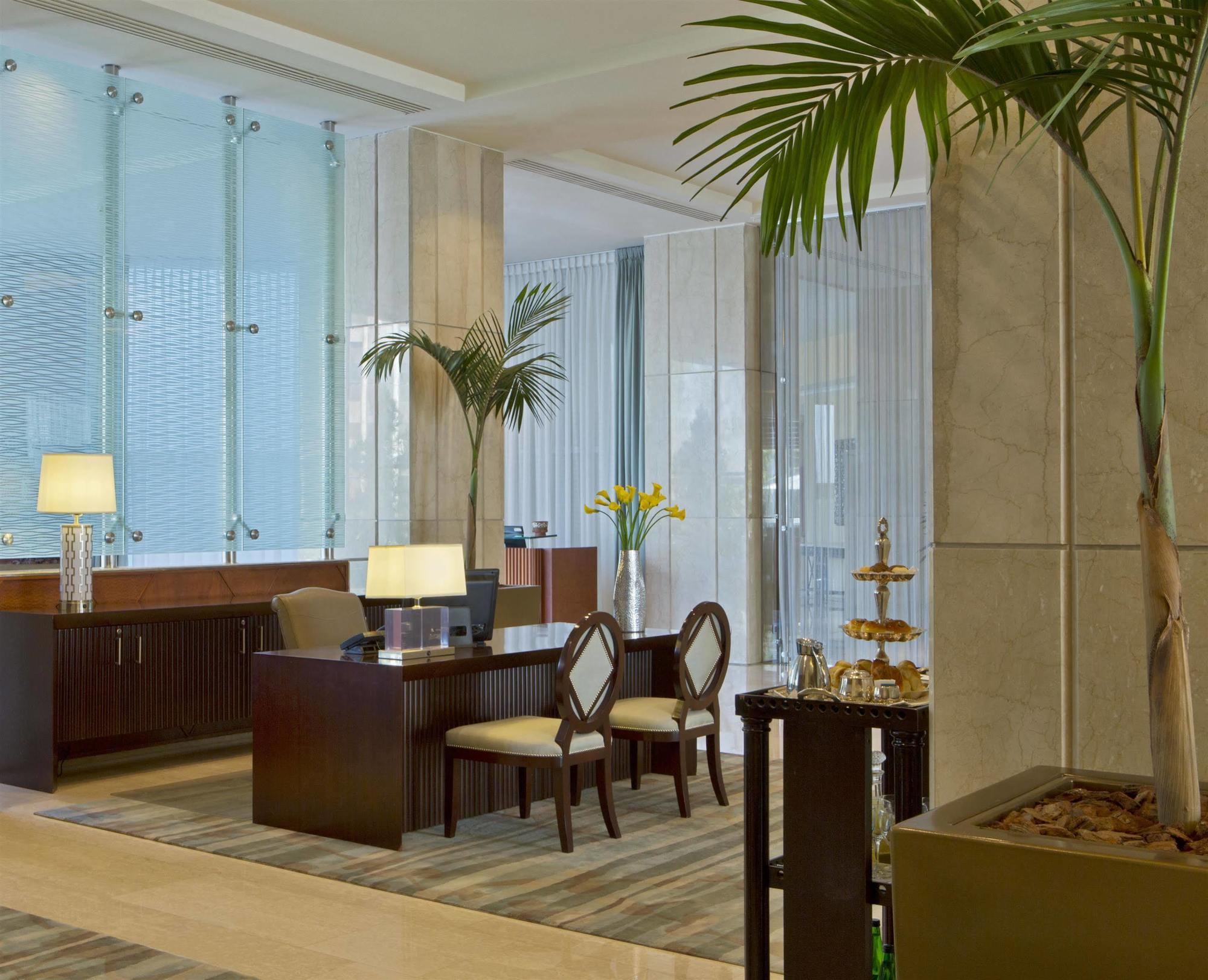 San Cristobal Tower - A Luxury Collection Hotel サンティアゴ エクステリア 写真